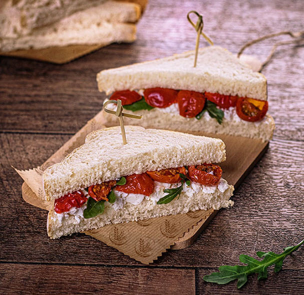 13285-recette_club-sandwich-mediterraneen