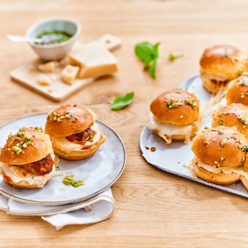 Mini brioches garlic meatball